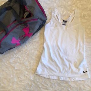 Nike women’s tank top